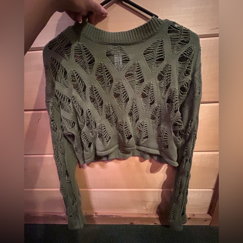 Rue21 Olive Green Distressed Cropped Crewneck Sweater